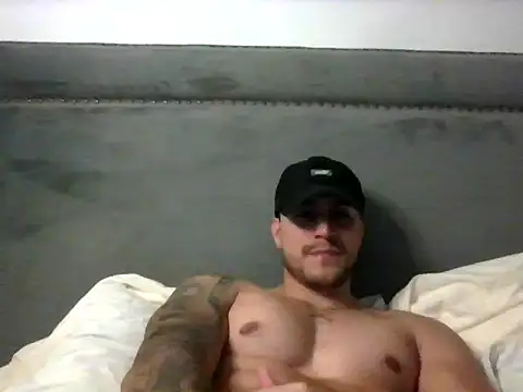 spartacozz online show from December 17, 2:17 am