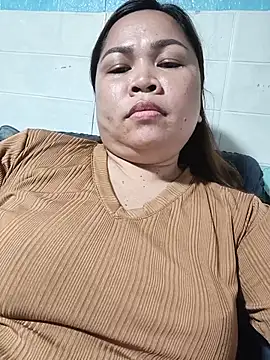Snapshot of XXLorie_02 chatting on July 20, 12:18 pm XXLorie 02 online show from July 20, 12:18 pm