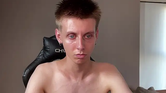 vladdymeow online show from January 26, 6:27 pm