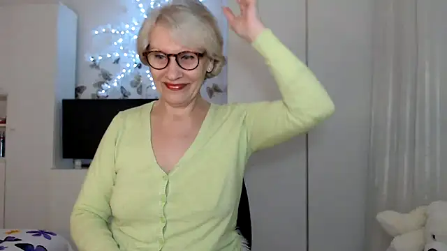 Ghertrude52 online show from March 8, 4:12 am