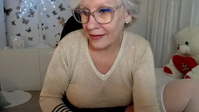 Ghertrude52 online show from March 21, 7:33 am