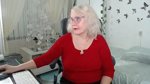 Ghertrude52 online show from March 2, 7:15 am