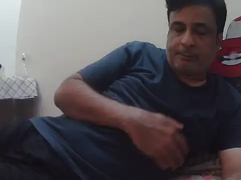 desipapaxxx online show from November 15, 11:10 pm