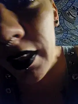 PinkTheHawk online show from December 26, 9:11 am