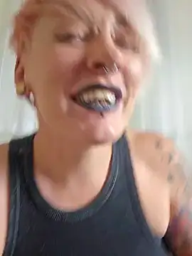 PinkTheHawk online show from January 22, 10:26 pm