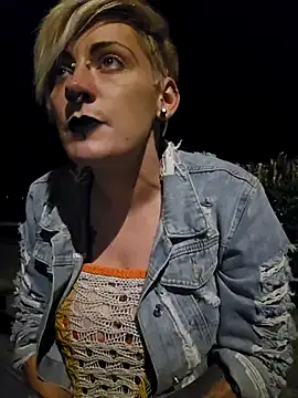 PinkTheHawk online show from February 20, 8:39 am