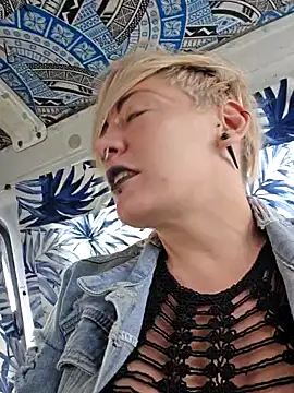 PinkTheHawk online show from February 21, 10:26 pm