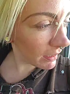 PinkTheHawk online show from March 21, 1:13 am