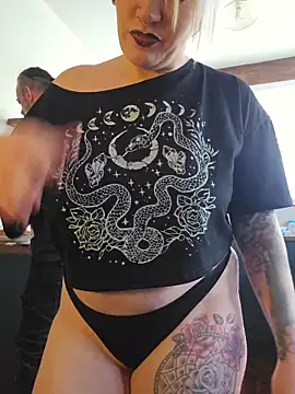 PinkTheHawk online show from October 19, 3:29 am