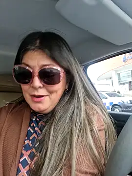 Snapshot of emma_tour chatting on December 20, 5:08 pm emma tour online show from December 20, 5:08 pm