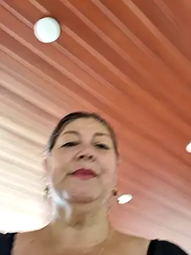 Snapshot of emma_tour chatting on January 18, 3:16 pm emma tour online show from January 18, 3:16 pm