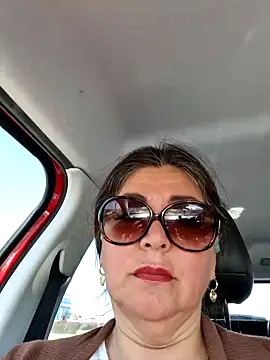 Snapshot of emma_tour chatting on January 23, 2:28 pm emma tour online show from January 23, 2:28 pm