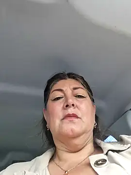 Snapshot of emma_tour chatting on February 4, 3:04 pm emma tour online show from February 4, 3:04 pm