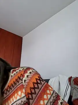 Snapshot of emma_tour chatting on February 10, 3:10 pm emma tour online show from February 10, 3:10 pm