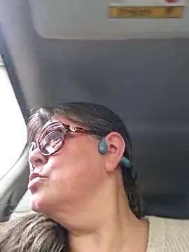 Snapshot of emma_tour chatting on February 19, 7:16 pm emma tour online show from February 19, 7:16 pm