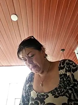 Snapshot of emma_tour chatting on March 1, 2:23 pm emma tour online show from March 1, 2:23 pm