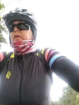 Snapshot of emma_tour chatting on March 11, 2:51 pm emma tour online show from March 11, 2:51 pm