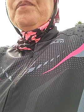 Snapshot of emma_tour chatting on March 12, 2:34 pm emma tour online show from March 12, 2:34 pm