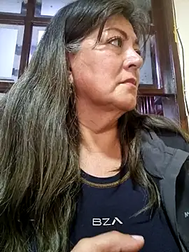 Snapshot of emma_tour chatting on March 12, 7:49 pm emma tour online show from March 12, 7:49 pm