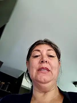 Snapshot of emma_tour chatting on March 16, 3:50 pm emma tour online show from March 16, 3:50 pm