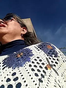 Snapshot of emma_tour chatting on September 26, 12:53 pm emma tour online show from September 26, 12:53 pm