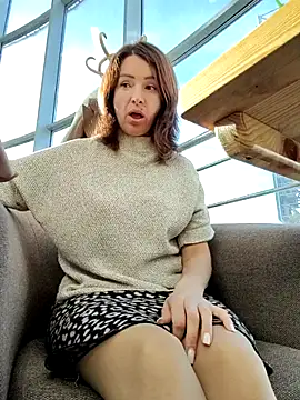 EvaXOAir online show from October 31, 4:13 am