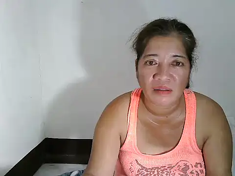 wethornypussy4u online show from January 22, 7:46 am