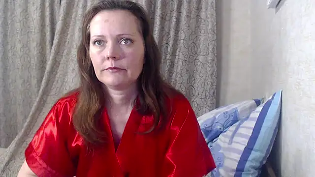 SheLion online show from December 14, 4:34 pm