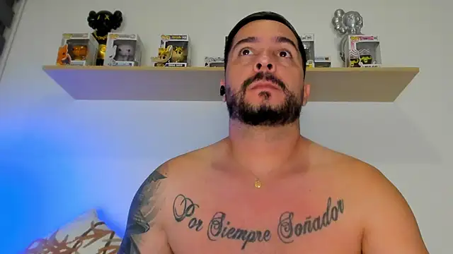 Snapshot of camilo_restrepo21 chatting on June 13, 12:19 am camilo restrepo21 online show from June 13, 12:19 am