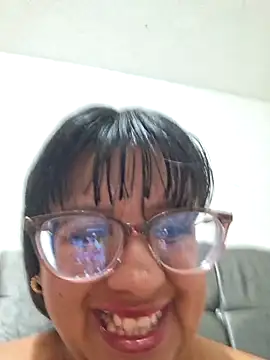 Snapshot of ZaidaWet chatting on March 18, 12:19 pm ZaidaWet online show from March 18, 12:19 pm