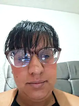 Snapshot of ZaidaWet chatting on March 25, 12:33 pm ZaidaWet online show from March 25, 12:33 pm