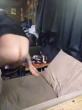 Snapshot of Cooking_Cristal chatting on February 12, 8:27 am Cooking Cristal online show from February 12, 8:27 am