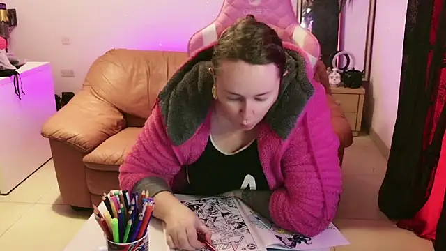 kisicaxx online show from January 12, 1:58 pm