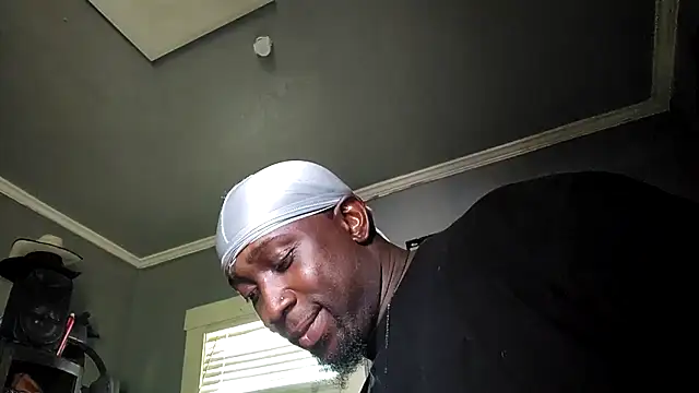 Snapshot of Tramontas chatting on September 10, 9:04 pm Tramontas online show from September 10, 9:04 pm