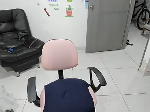 nicoledavis online show from February 7, 3:45 am