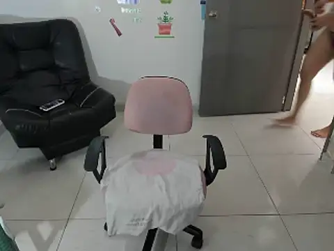 nicoledavis online show from February 21, 3:10 pm