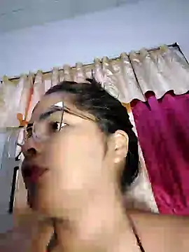 Snapshot of missmelissa_ chatting on December 29, 12:12 pm missmelissa online show from December 29, 12:12 pm