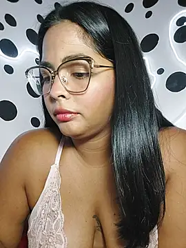 Snapshot of missmelissa_ chatting on July 6, 2:19 am missmelissa online show from July 6, 2:19 am