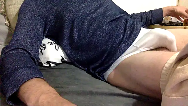 Snapshot of BADGUY2021 chatting on December 14, 7:51 pm BADGUY2021 online show from December 14, 7:51 pm