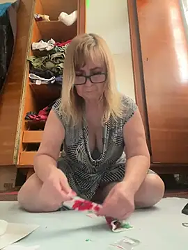 Irina2909xh online show from February 8, 10:51 am