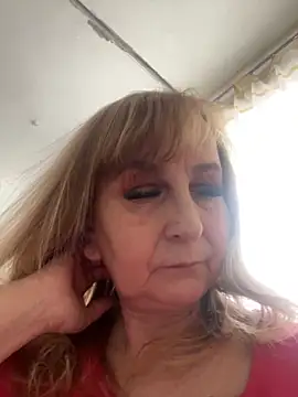 Irina2909xh online show from February 18, 12:12 pm