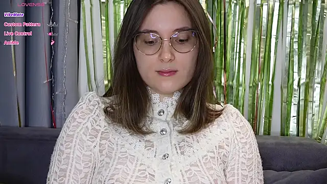 Snapshot of BeckyMartens chatting on September 20, 2:23 am BeckyMartens online show from September 20, 2:23 am