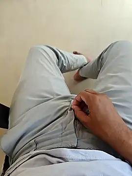 Snapshot of Big_boss_ind chatting on March 26, 5:02 am Big boss ind online show from March 26, 5:02 am