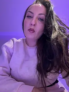 itsCassie online show from February 17, 9:21 pm