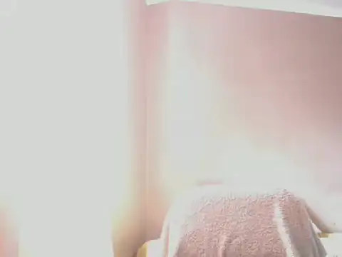 Snapshot of Lustfuleyez chatting on January 17, 1:24 pm Lustfuleyez online show from January 17, 1:24 pm