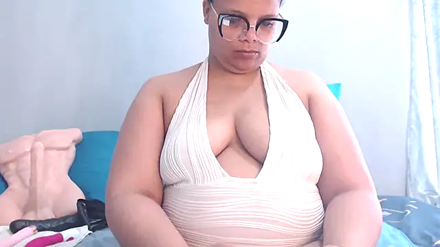 Snapshot of Lustfuleyez chatting on November 27, 7:43 am Lustfuleyez online show from November 27, 7:43 am