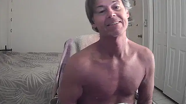 Snapshot of nakeedcowboi65 chatting on March 20, 8:41 am nakeedcowboi65 online show from March 20, 8:41 am