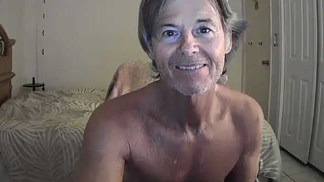 nakeedcowboi65 online show from April 16, 10:16 am