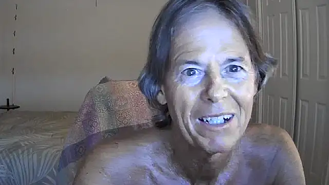 Snapshot of nakeedcowboi65 chatting on June 26, 12:04 am nakeedcowboi65 online show from June 26, 12:04 am