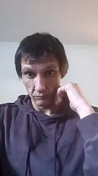 maciej online show from December 8, 3:35 pm